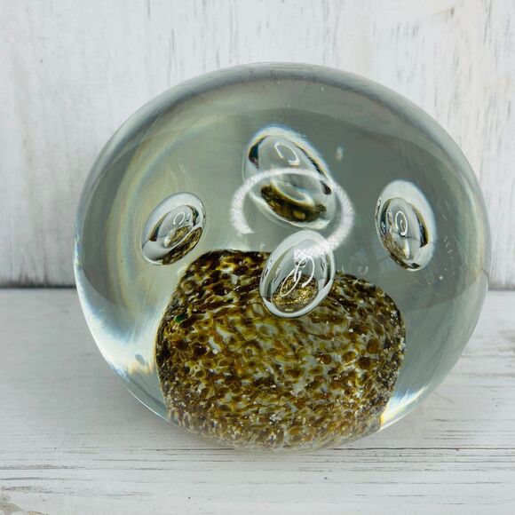 Beautifully Crafted Glass Paperweight Large Controlled Bubbles Made in Poland - Picture 1 of 10